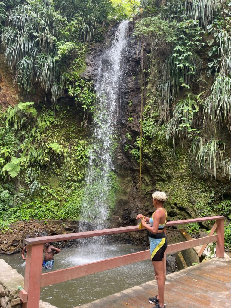 2b295247-6e9a-4120-8e7a-ddfdacb32dd9